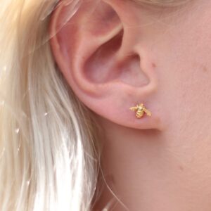 gold stud earrings bumble bee studs